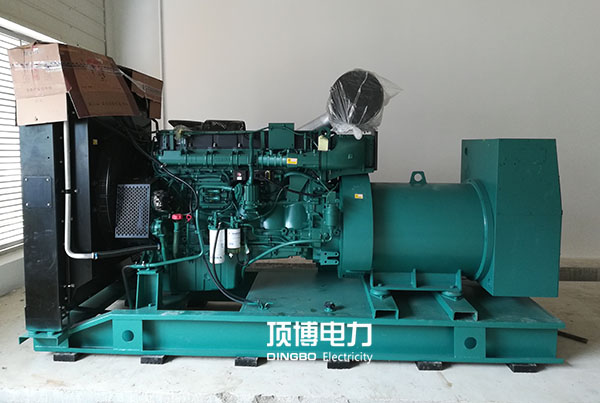 300KW沃爾沃柴油發電機組 300KW沃爾沃柴油發電機組