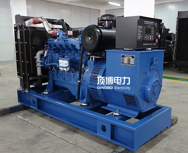 頂博系列50KW直列4缸四沖程玉柴柴油發(fā)電機(jī)組（YC4D90Z-D21）技術(shù)參數(shù)介紹