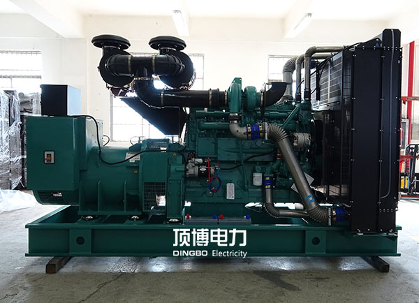 柴油發(fā)電機組 柴油發(fā)電機組