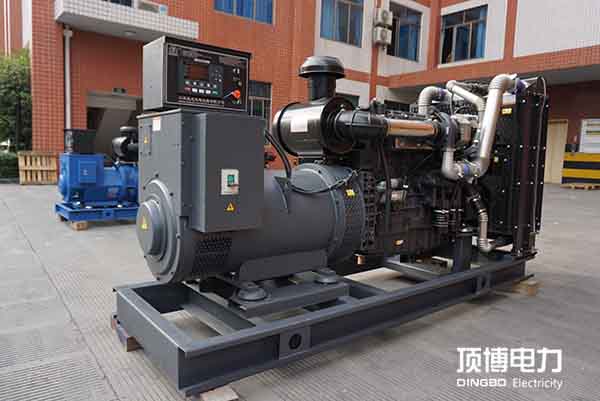 上柴600KW國二排放柴油發電機組（SC27G900D2）技術參數表