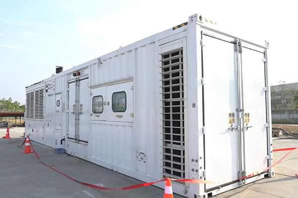 康明斯PowerBloc C2750D5B集裝箱式機組順利通過72小時耐久性測試考驗
