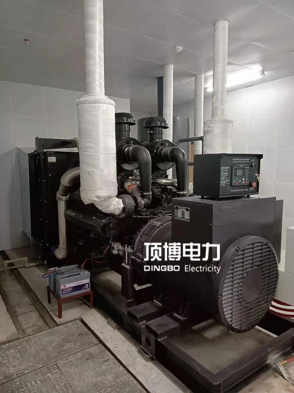 当柴油发电机运行中出现这些现象时,应考虑是否排气管发生了堵塞